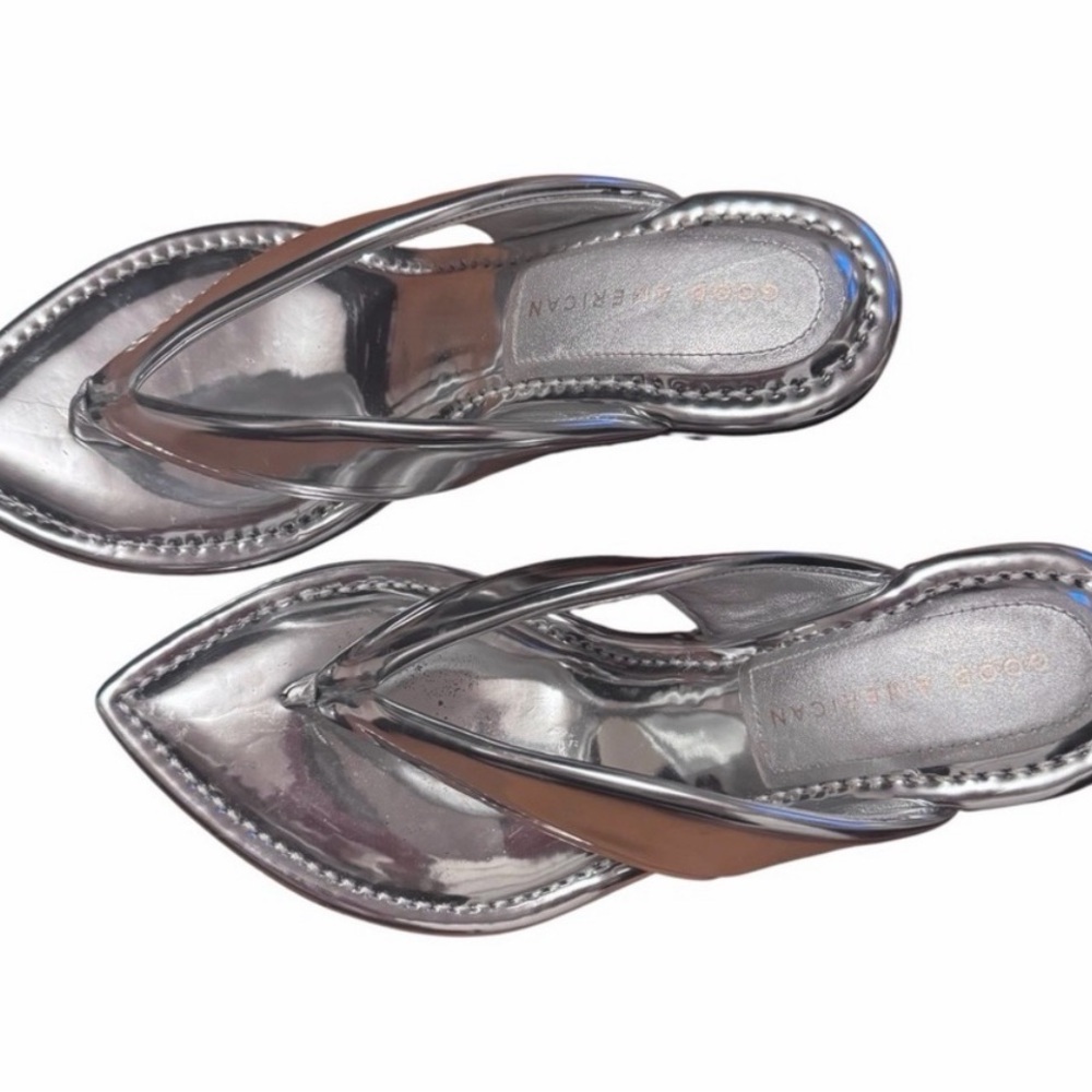 Good American Silver Metallic Pointed Thong Heels - Picture 9 of 13